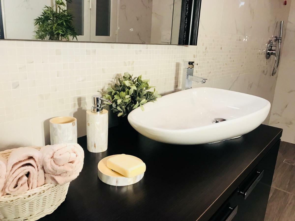 Gemma Apartments Milano Rho Fiera Apt2 لايناتيه المظهر الخارجي الصورة